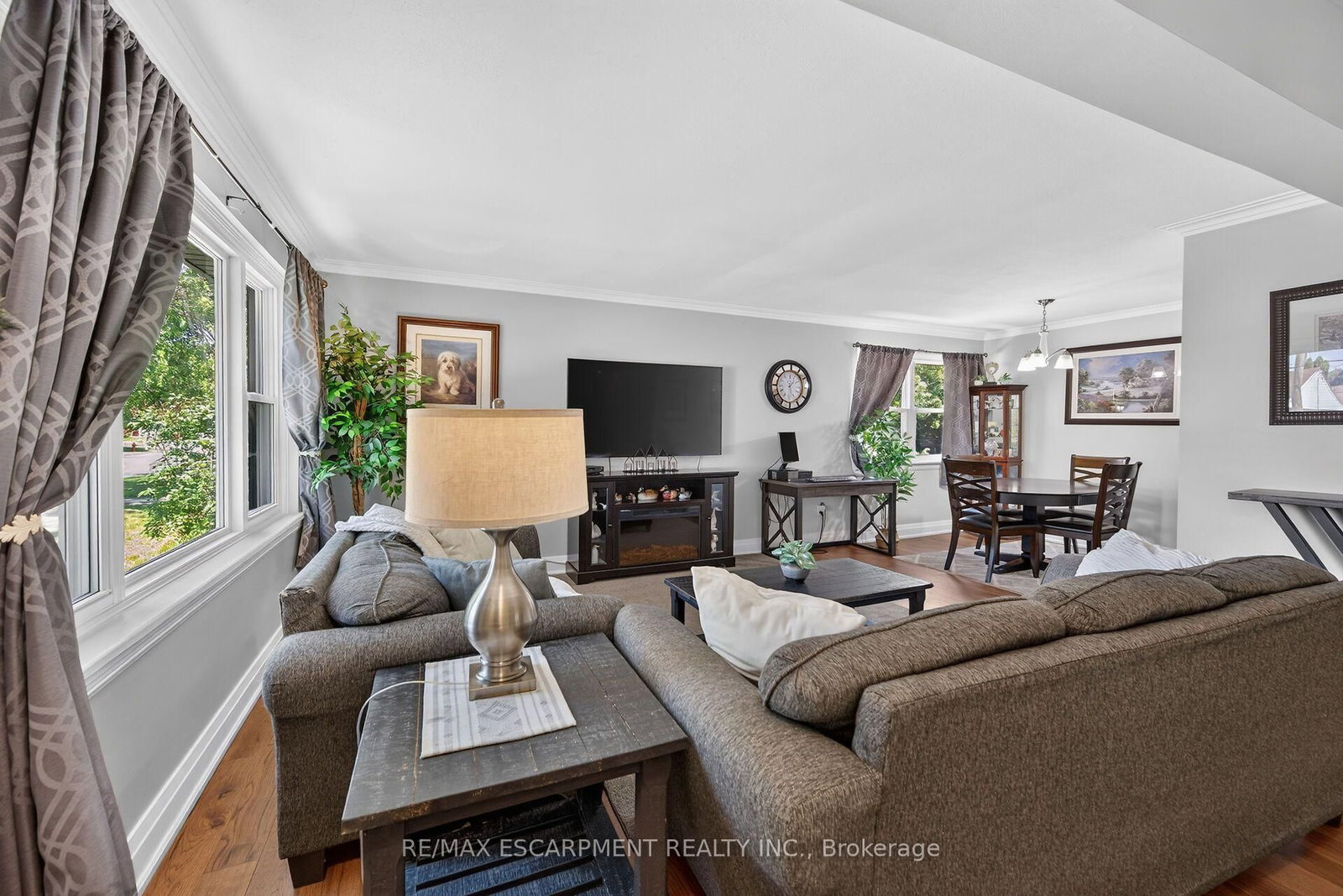 89 Wise Crescent • Hamilton, ON photo 8