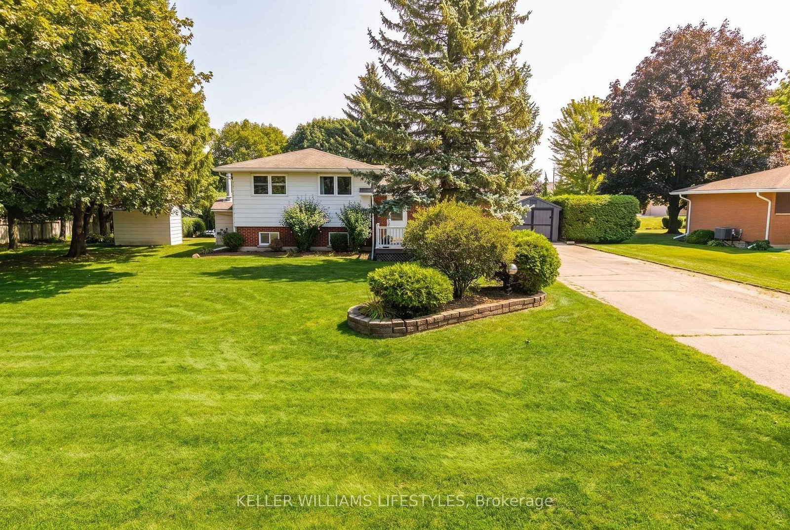 198 Main Street N • Huron East, ON photo 1