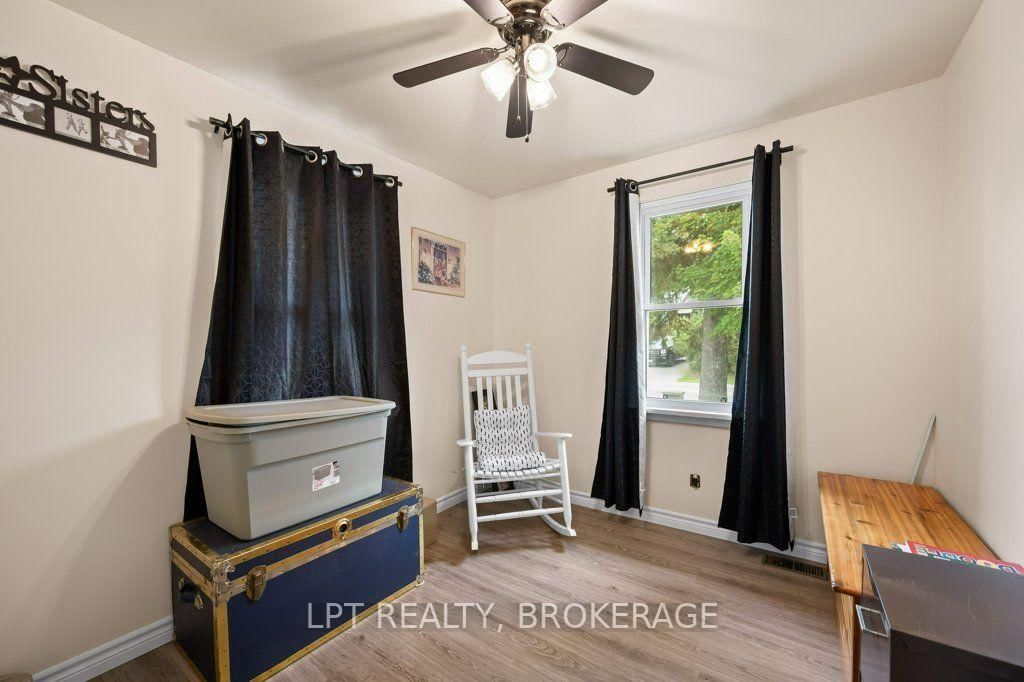 6175 Lakeview Drive • Verona, ON photo 16