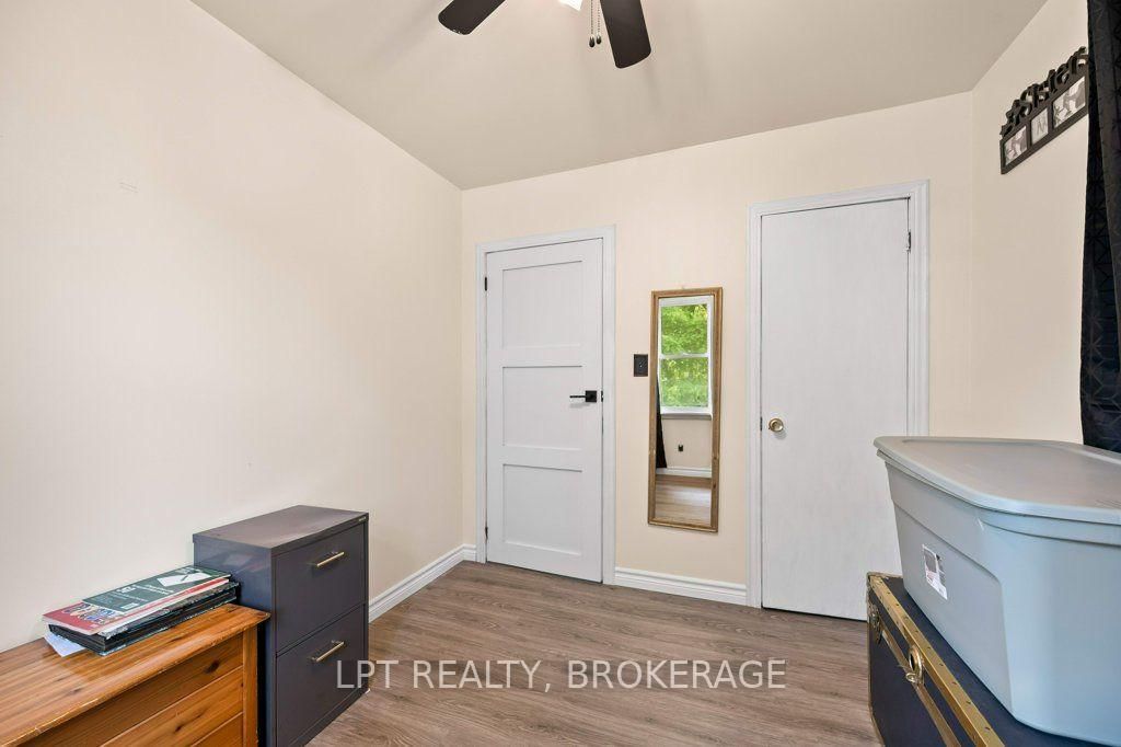 6175 Lakeview Drive • Verona, ON photo 17