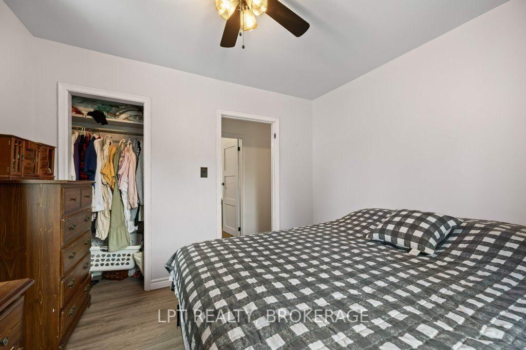 6175 Lakeview Drive • Verona, ON photo 18