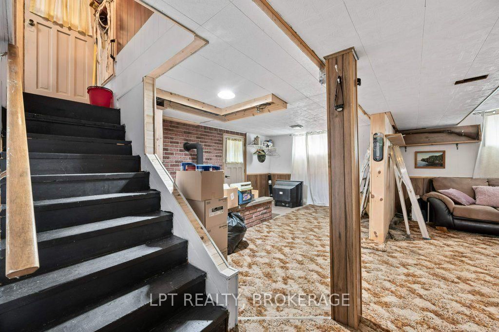 6175 Lakeview Drive • Verona, ON photo 19