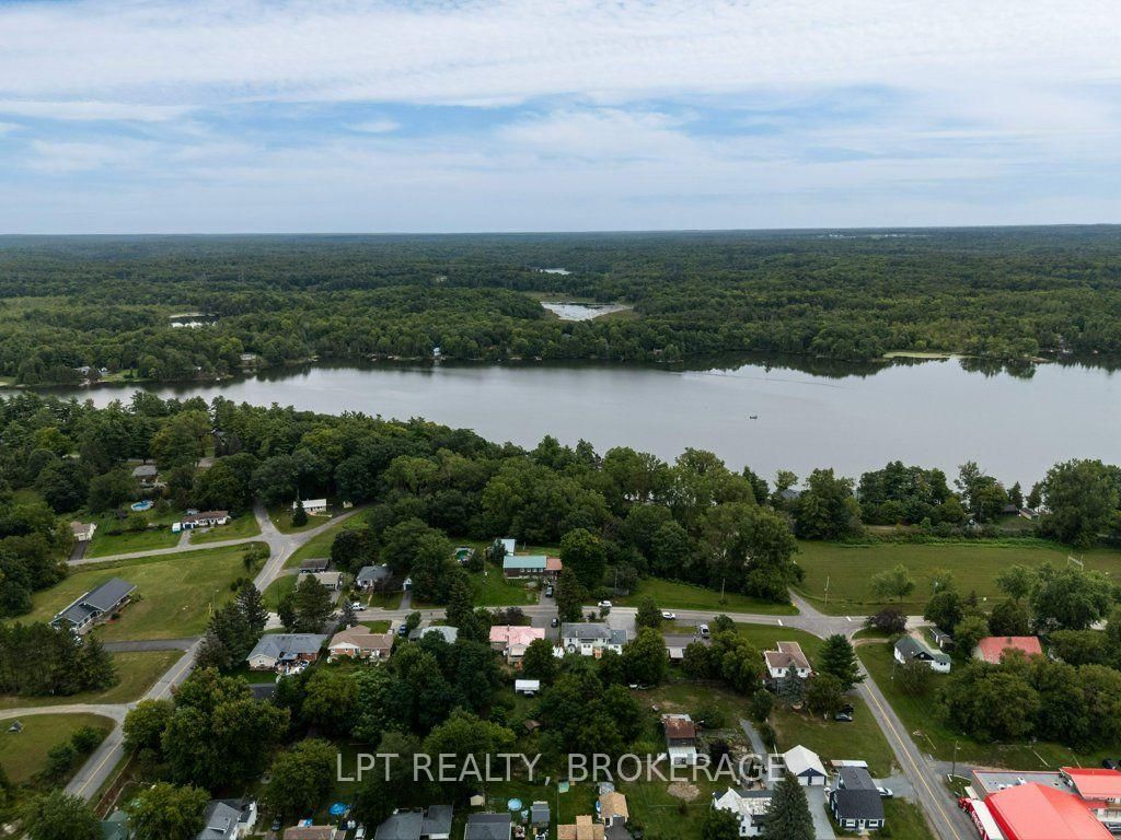 6175 Lakeview Drive • Verona, ON photo 41