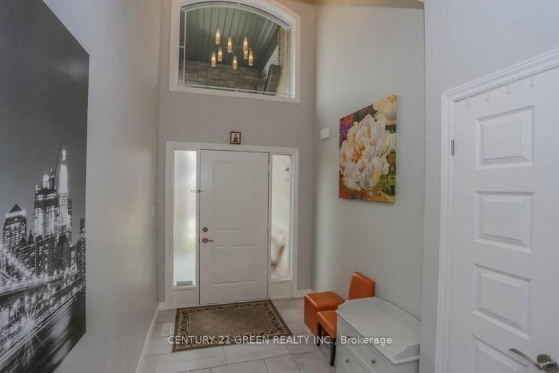 Upper Level - 1221 Gough Road