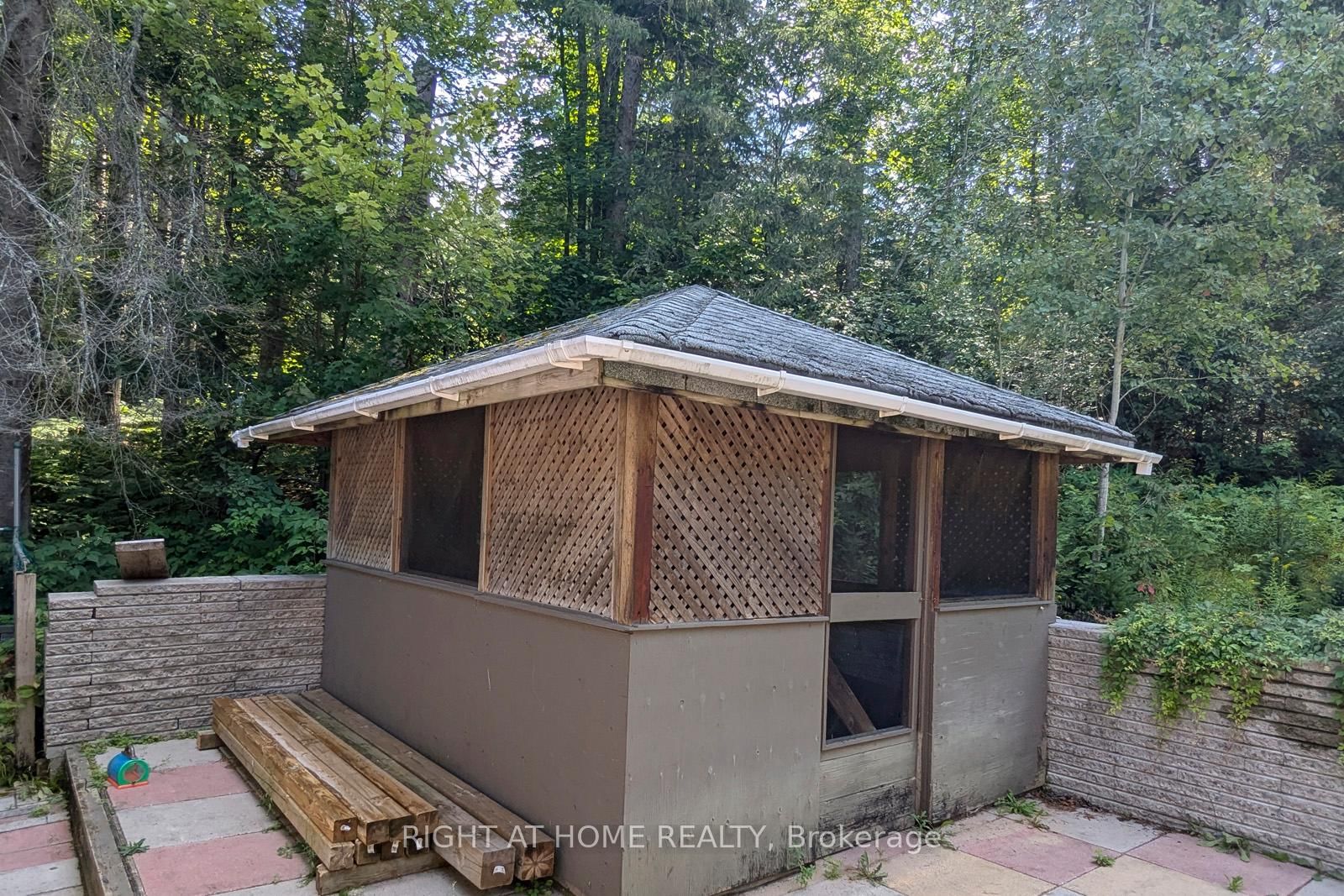 524 BALSAM CHUTES Road • Huntsville, ON photo 29