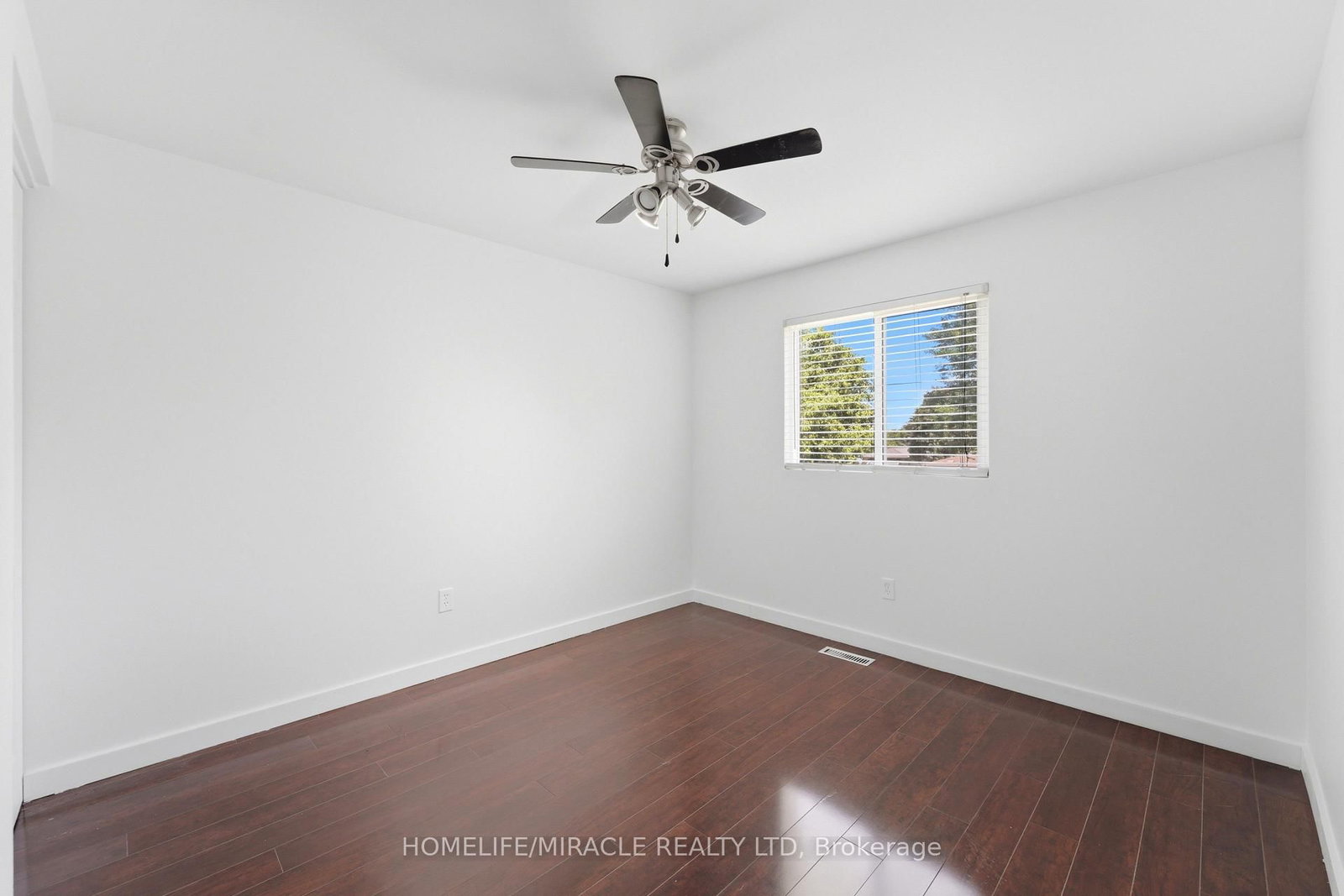 23 Heatherdale Place • Hamilton, ON photo 22
