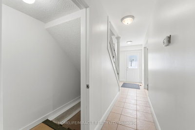 23 Heatherdale Place • Hamilton, ON photo 5