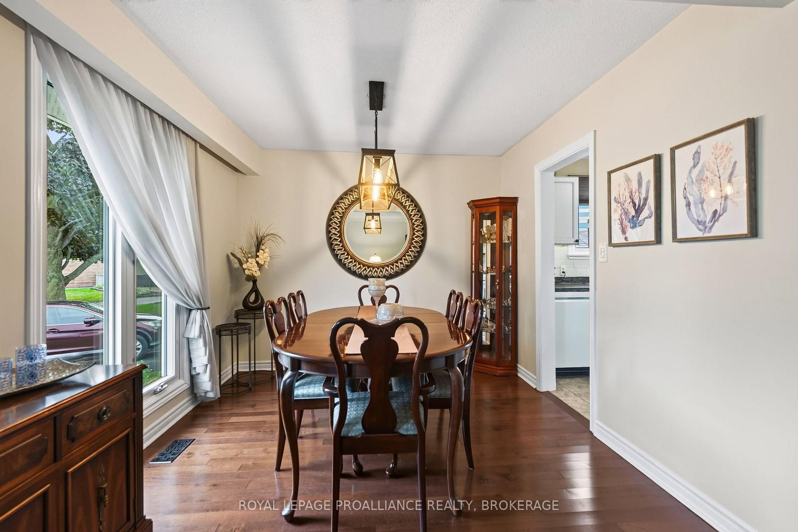 627 Stanford Street • Kingston, ON photo 9