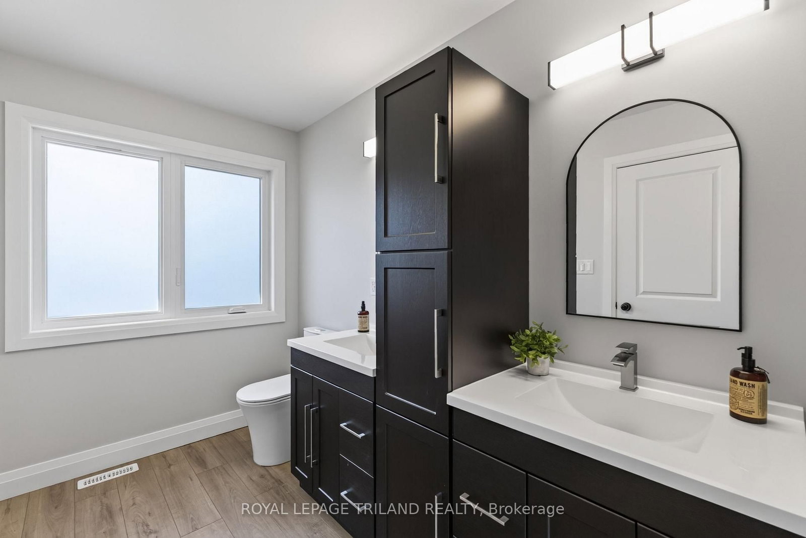 4397 Mill Crescent • North Middlesex, ON photo 34