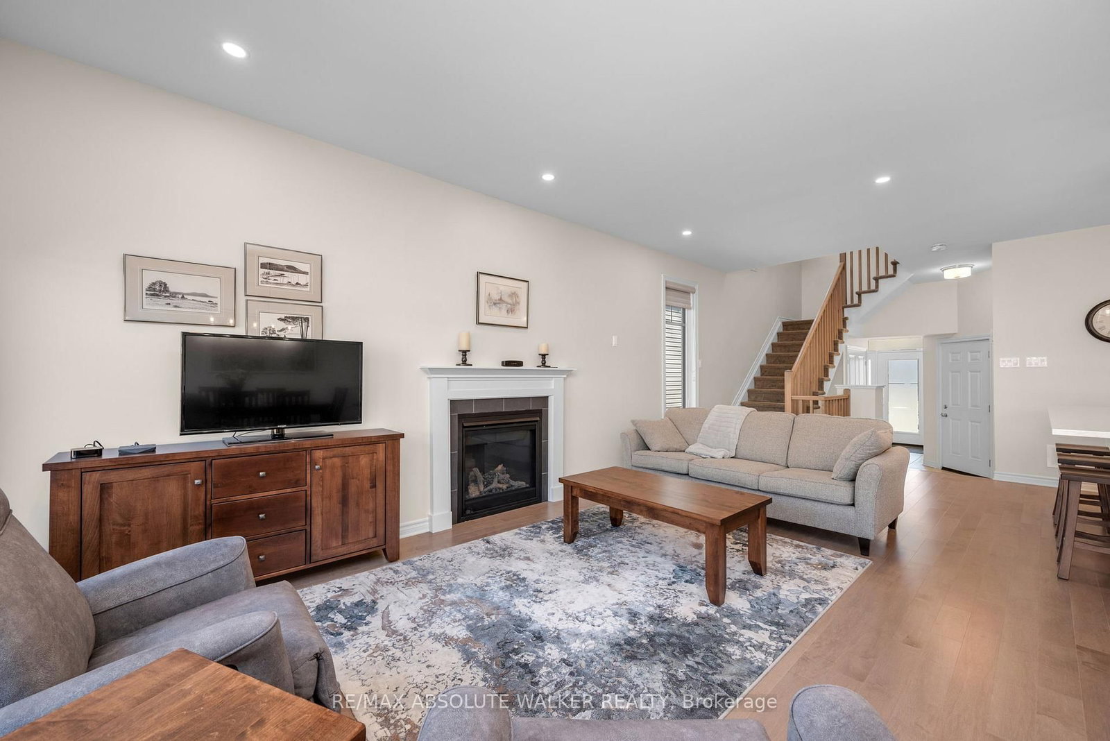 2381 Goldhawk Drive • Ottawa, ON photo 14