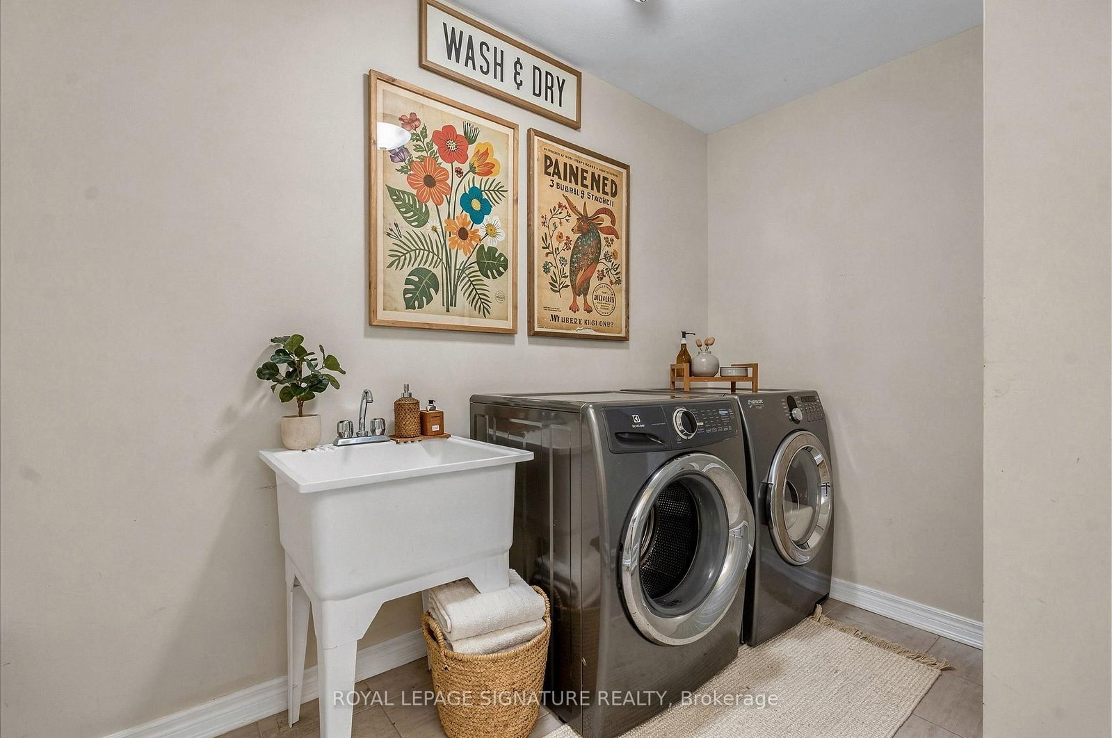 33 Browview Drive • Hamilton, ON photo 8