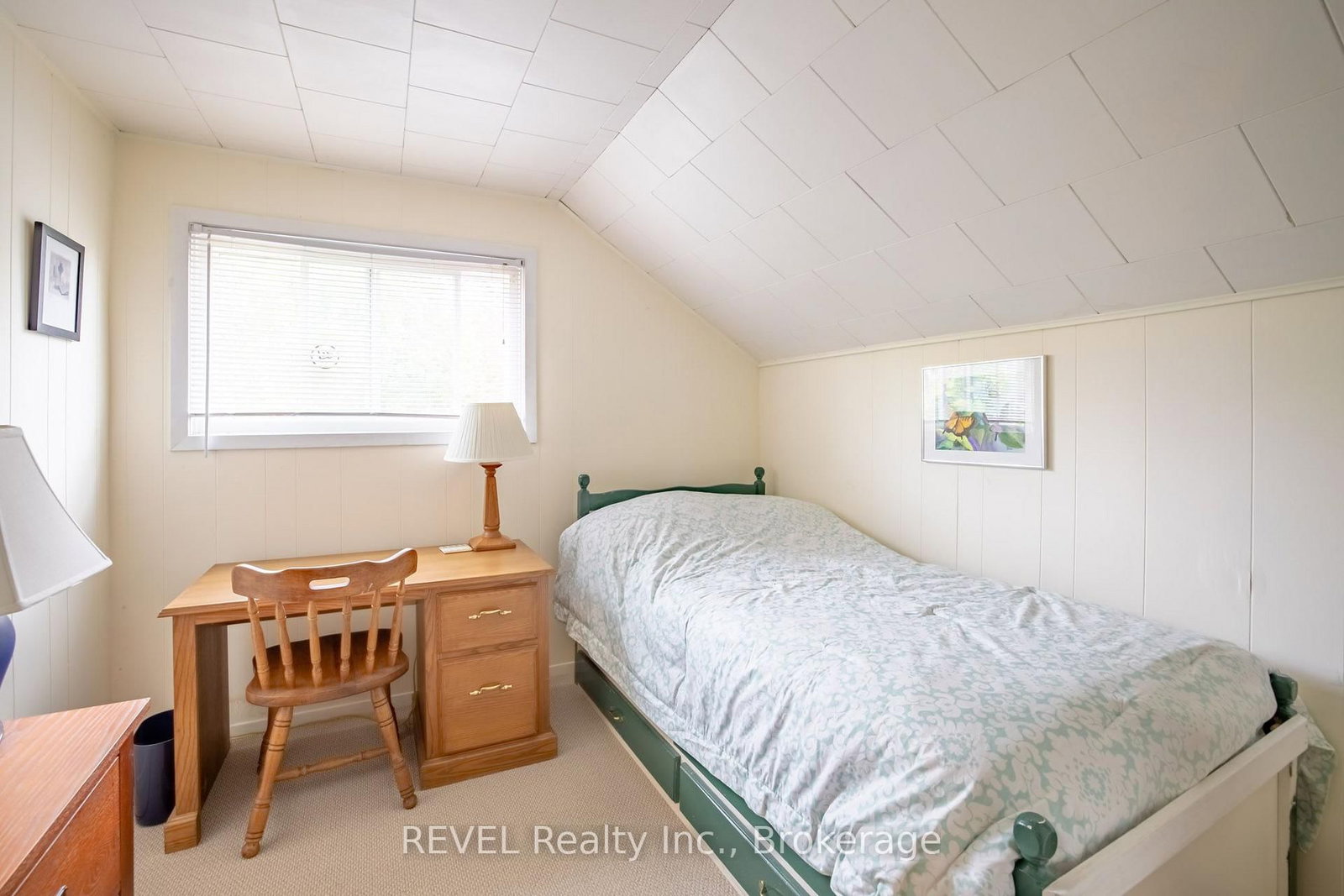 692 Lakeshore Road • Fort Erie, ON photo 17