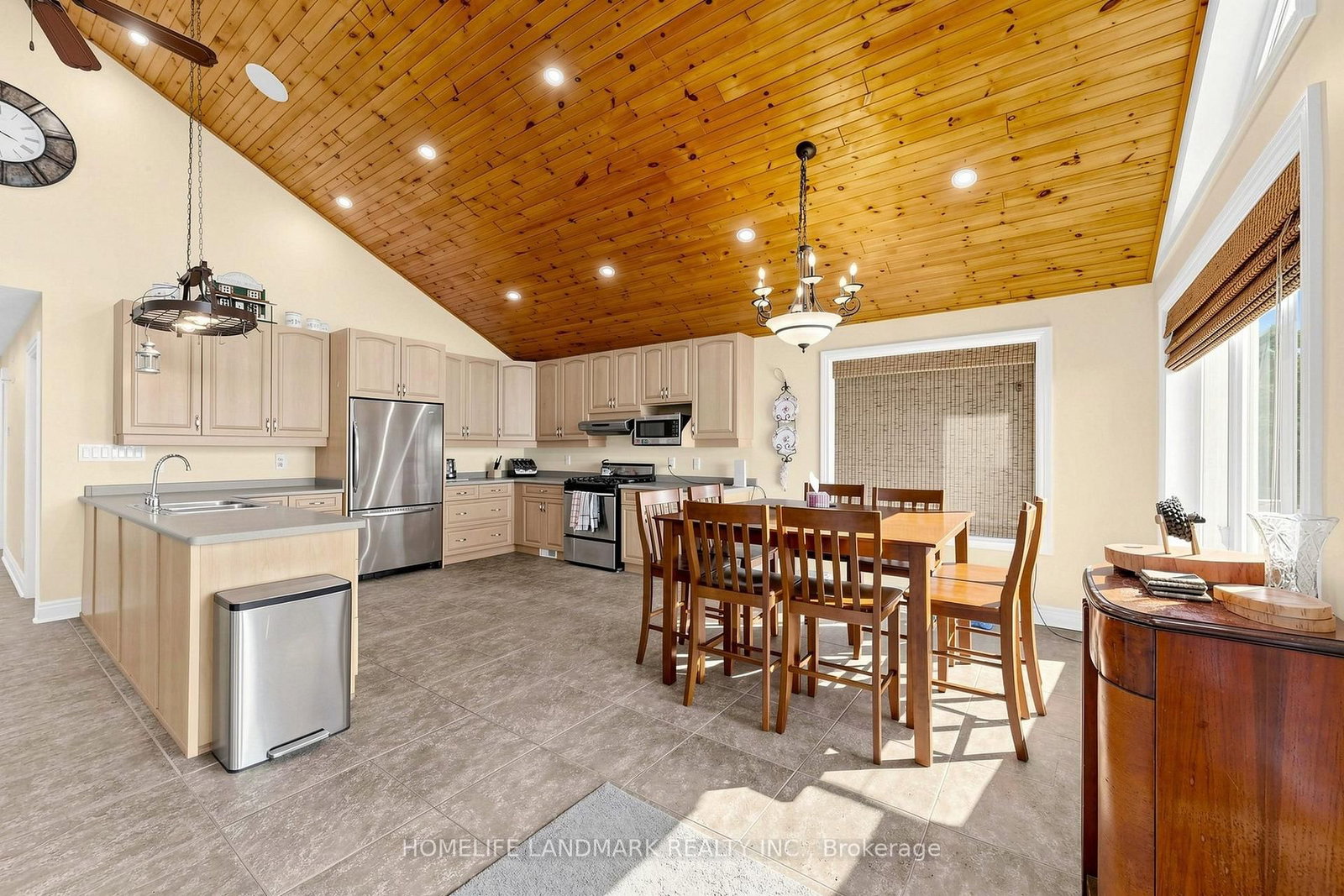 111 Campbell Beach Road • Kawartha Lakes, ON photo 9
