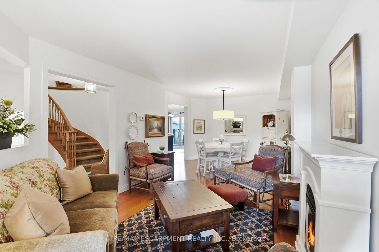 64 Redfern Avenue • Hamilton, ON photo 10