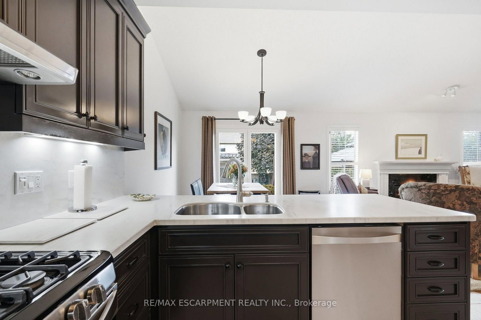 64 Redfern Avenue • Hamilton, ON photo 17