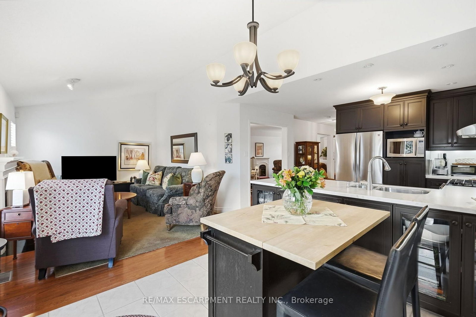 64 Redfern Avenue • Hamilton, ON photo 19