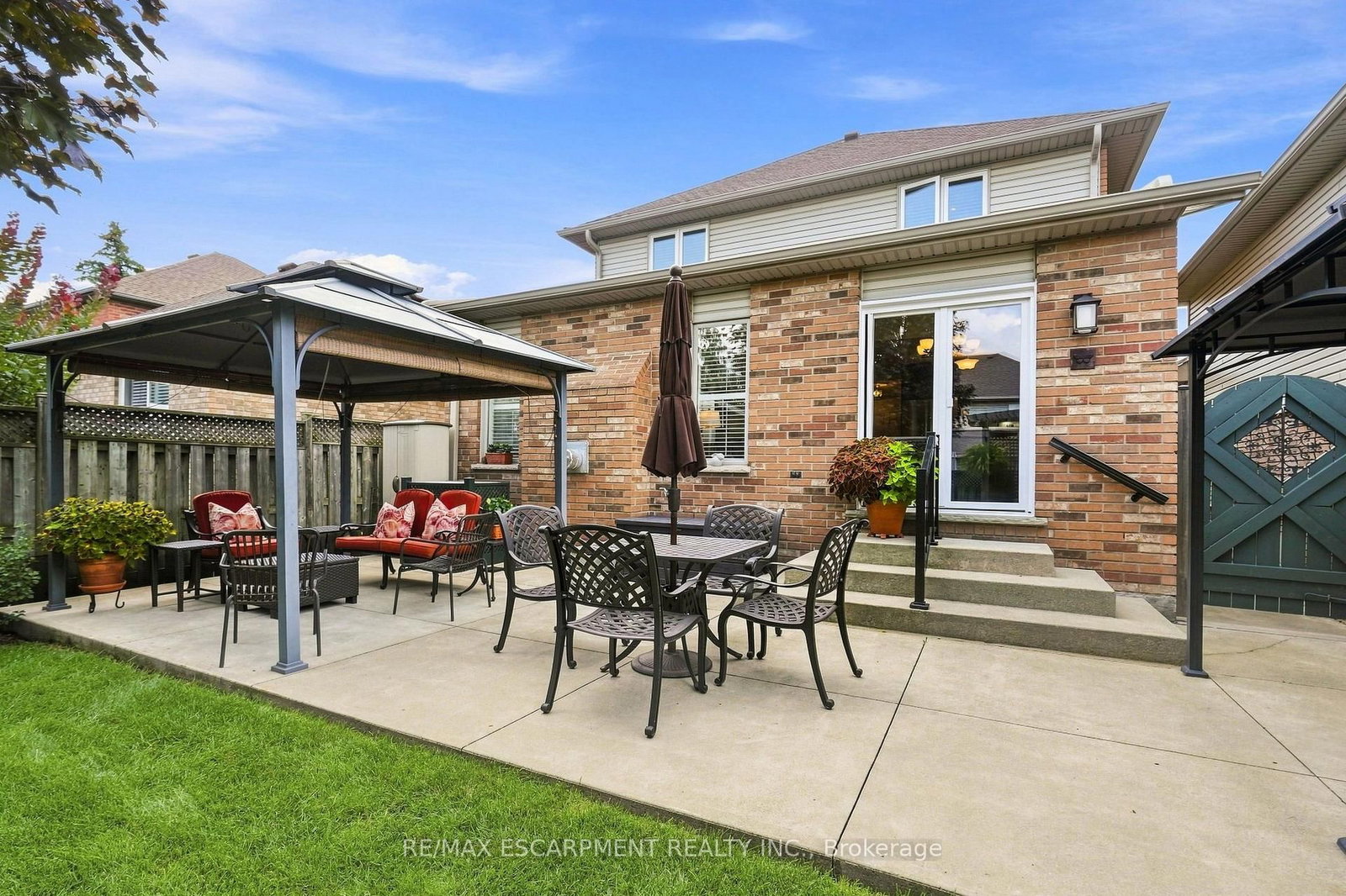 64 Redfern Avenue • Hamilton, ON photo 44
