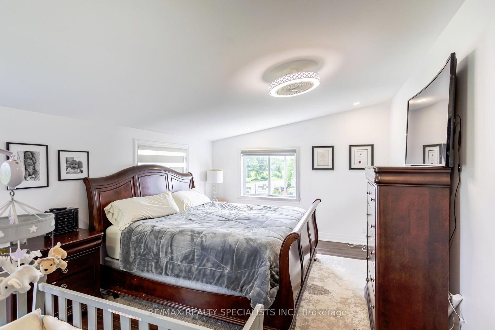 475 Main Street W • Grimsby, ON photo 15
