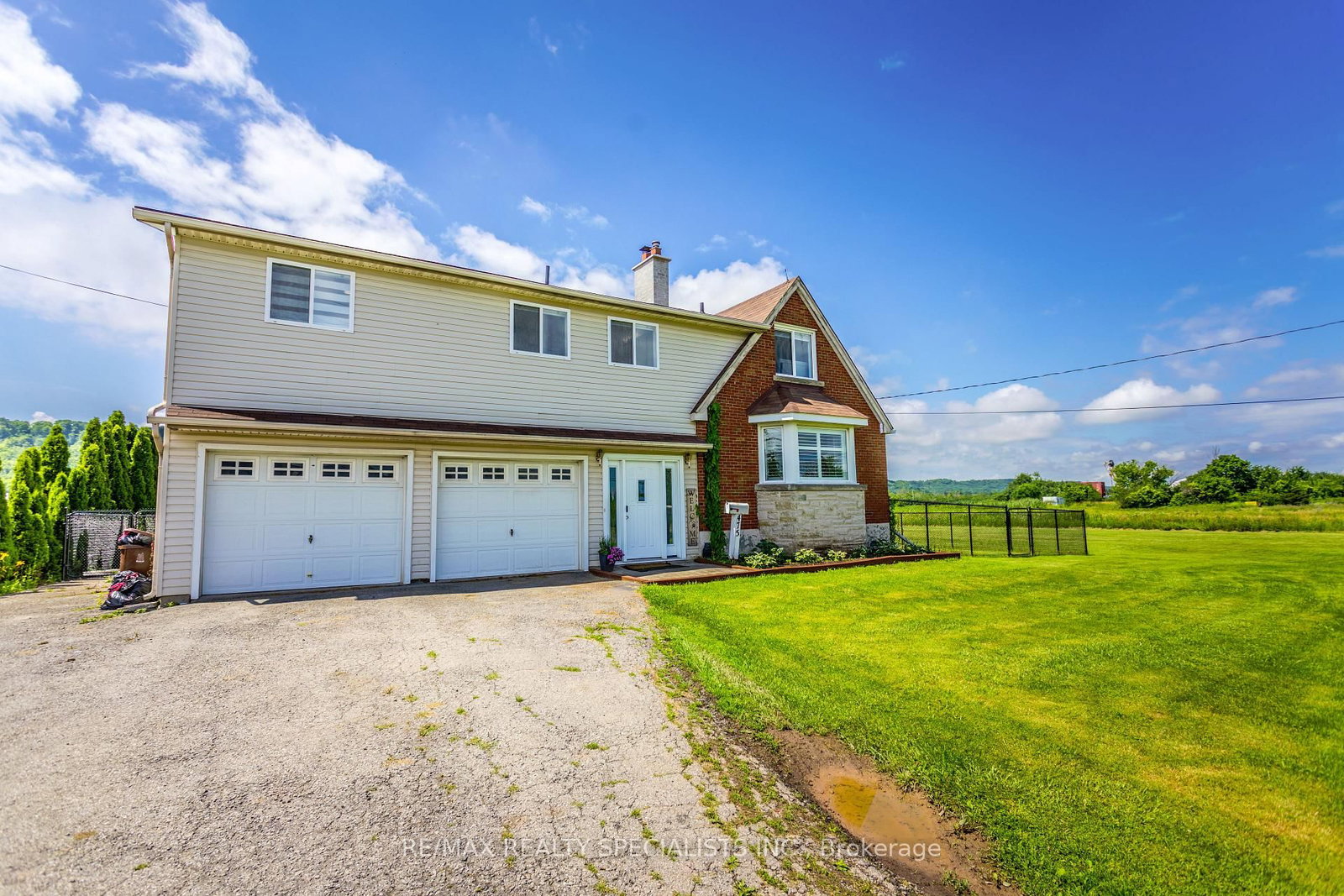 475 Main Street W • Grimsby, ON photo 38