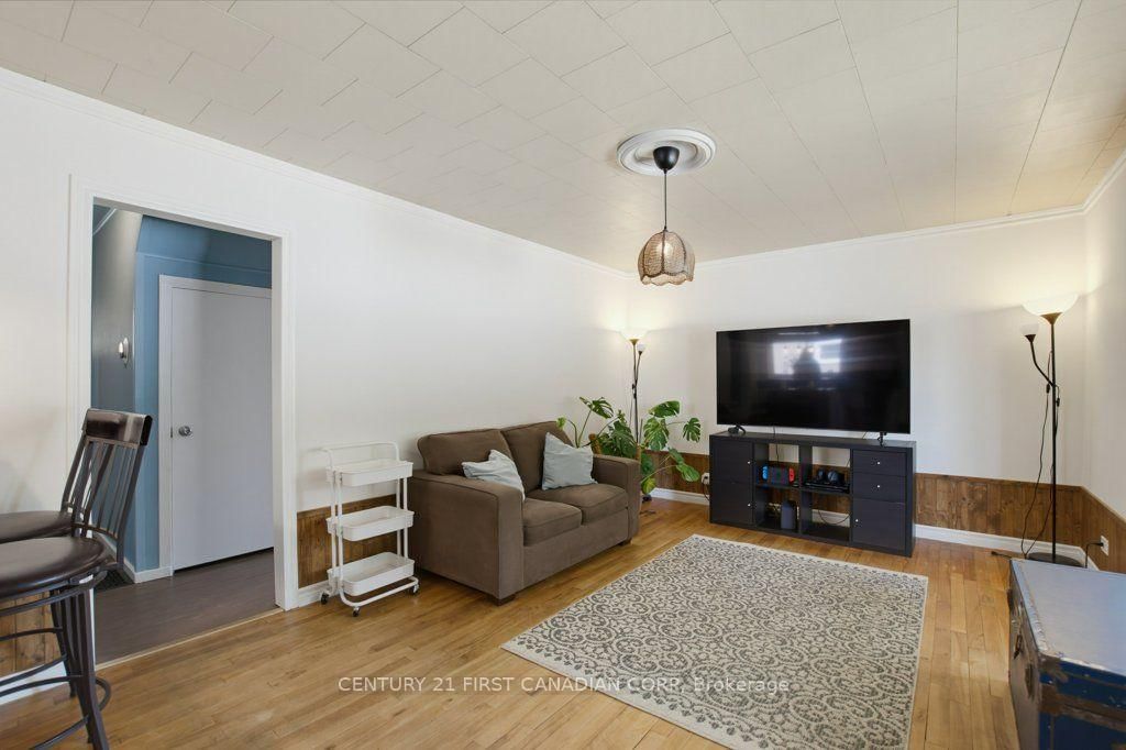 3 Parkside Drive • St. Thomas, ON photo 10