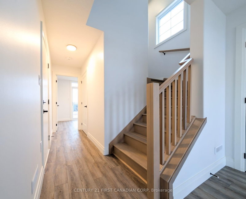 38 - 235 Kennington Way