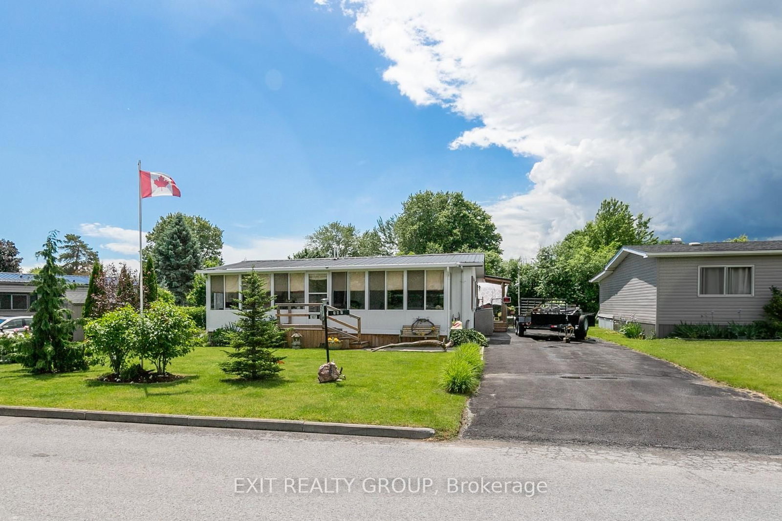 107 Eastview Boulevard • Quinte West, ON photo 1