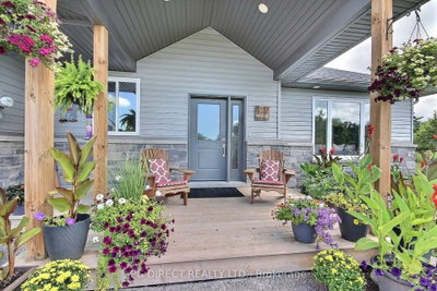 653 Pinewood School Road • Cramahe, ON photo 2