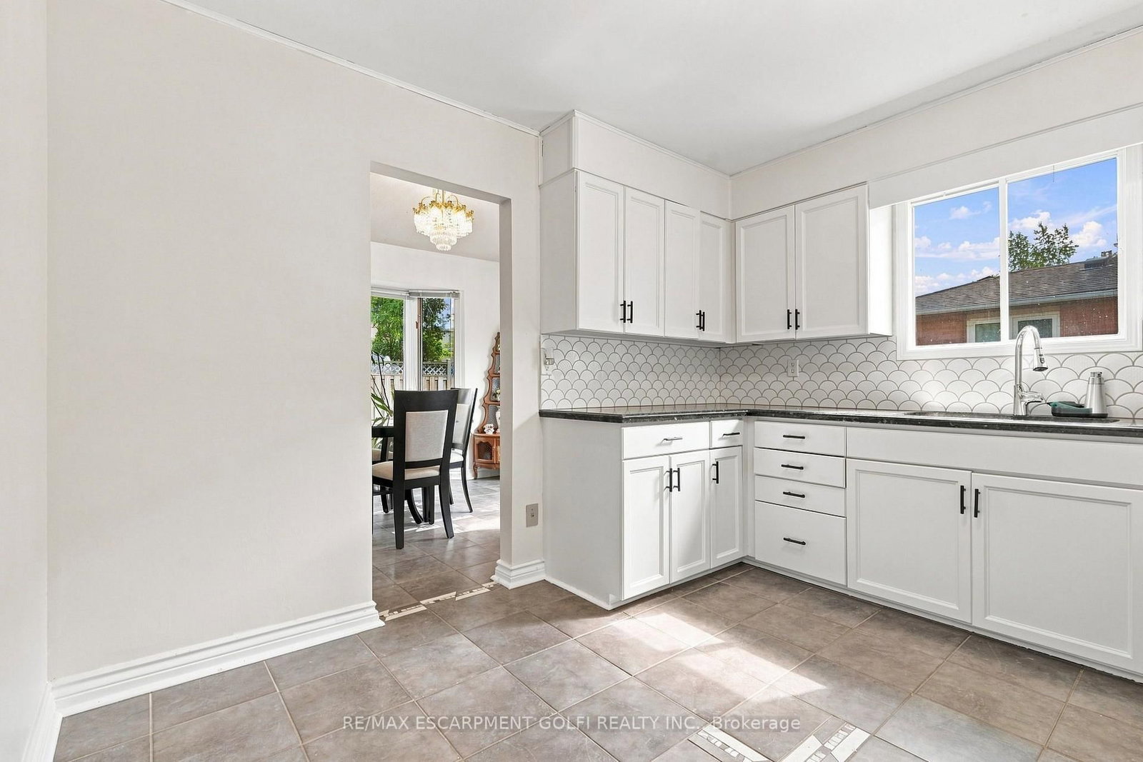 34 Lisajane Court • Hamilton, ON photo 15