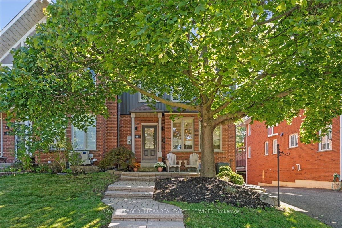 44 Sunvale Place • Hamilton, ON photo 1