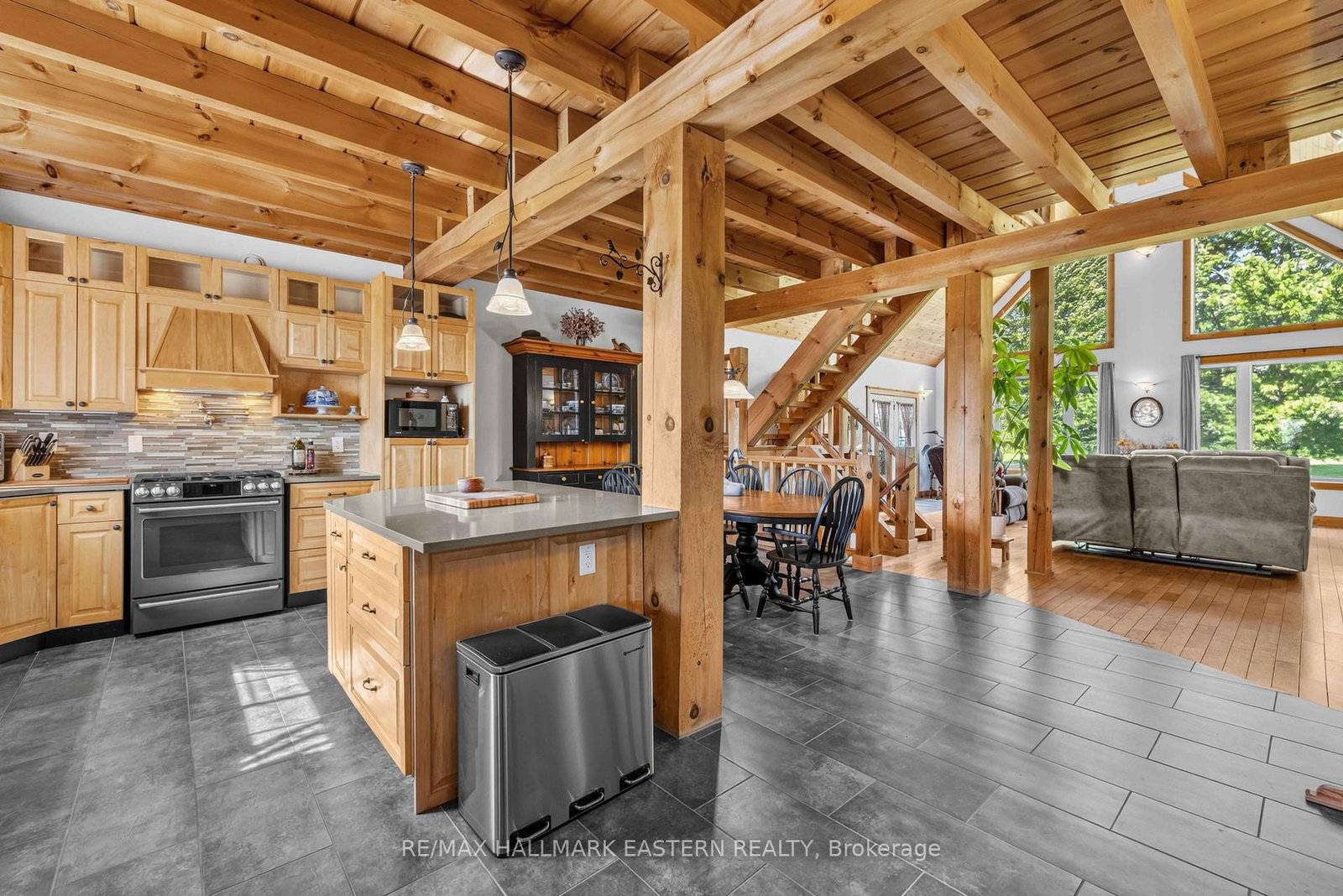184 Golf Course Road • Stirling, ON photo 10