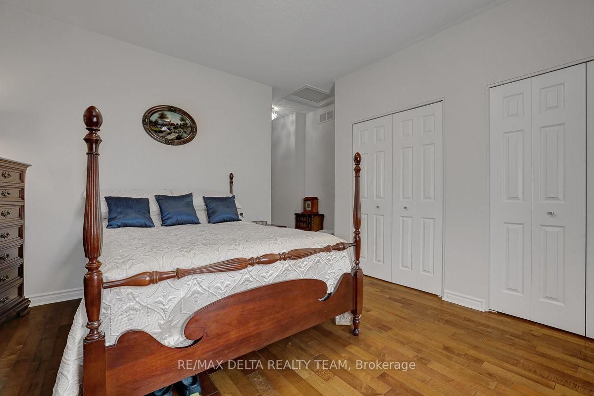 1032 Valin Street • Ottawa, ON photo 21
