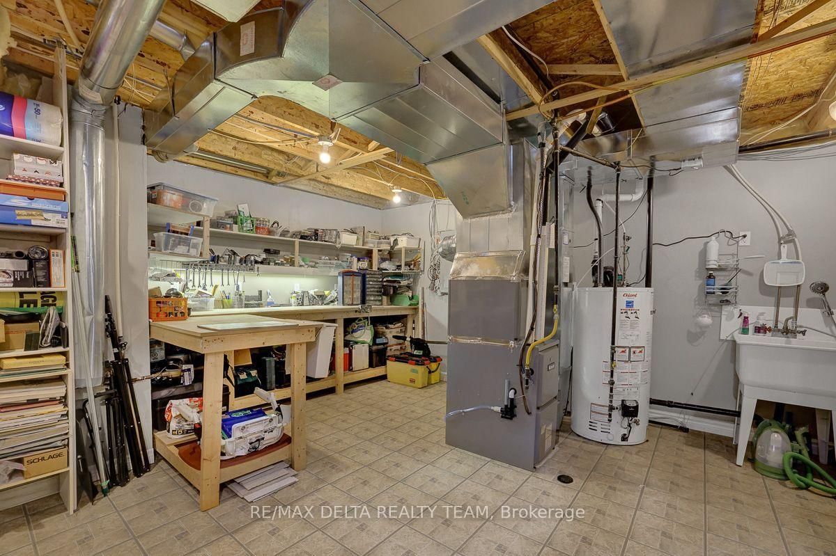 1032 Valin Street • Ottawa, ON photo 38