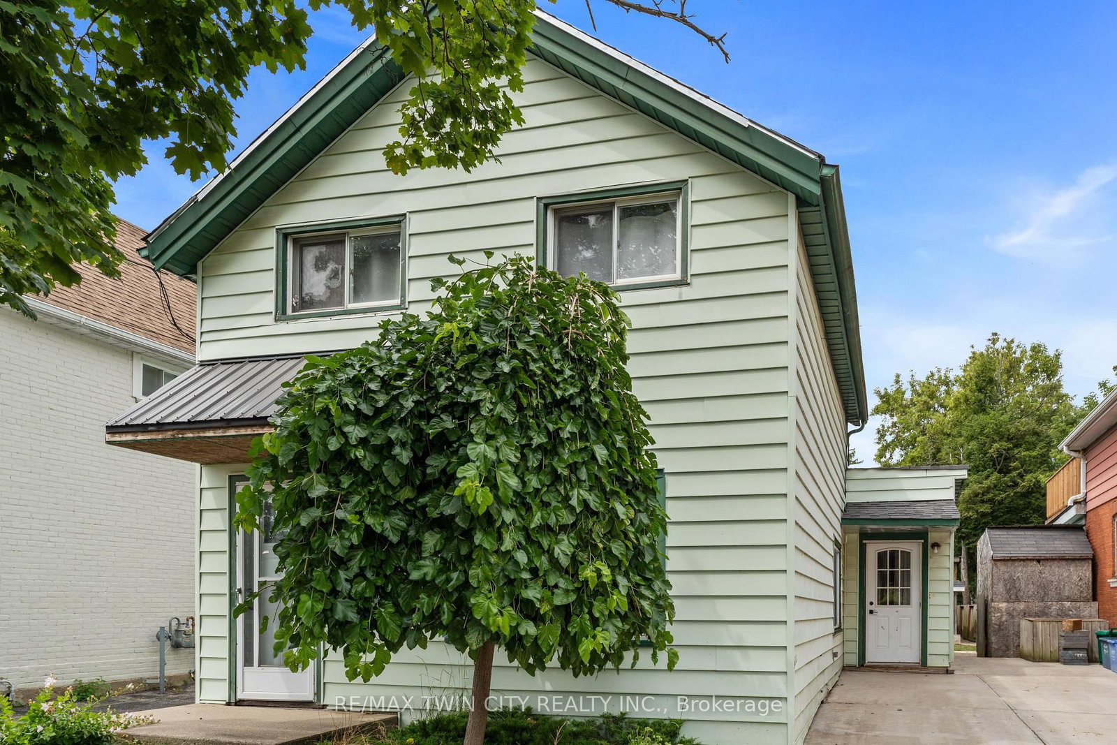 126 Cayuga Street • Brantford, ON photo 4