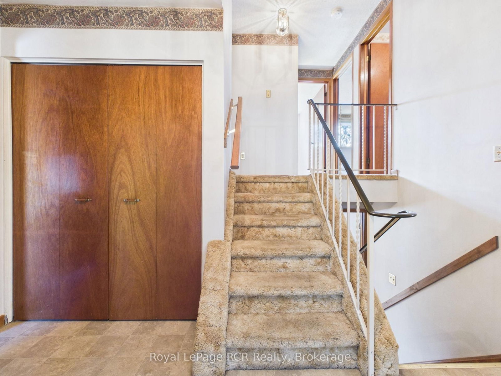 693 Macyoung Drive • Kincardine, ON photo 13