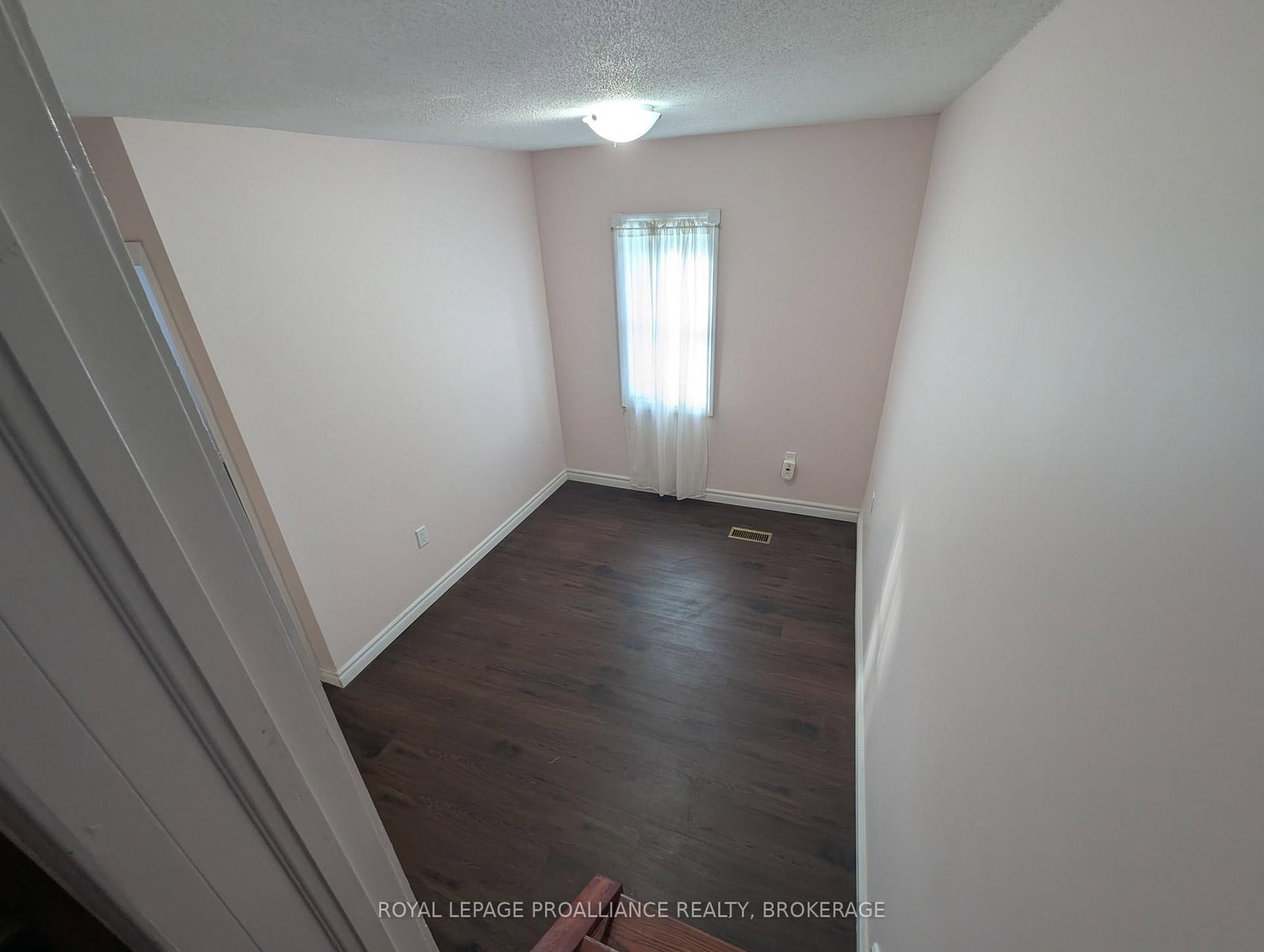 1105 Montreal Street • Kingston, ON photo 10