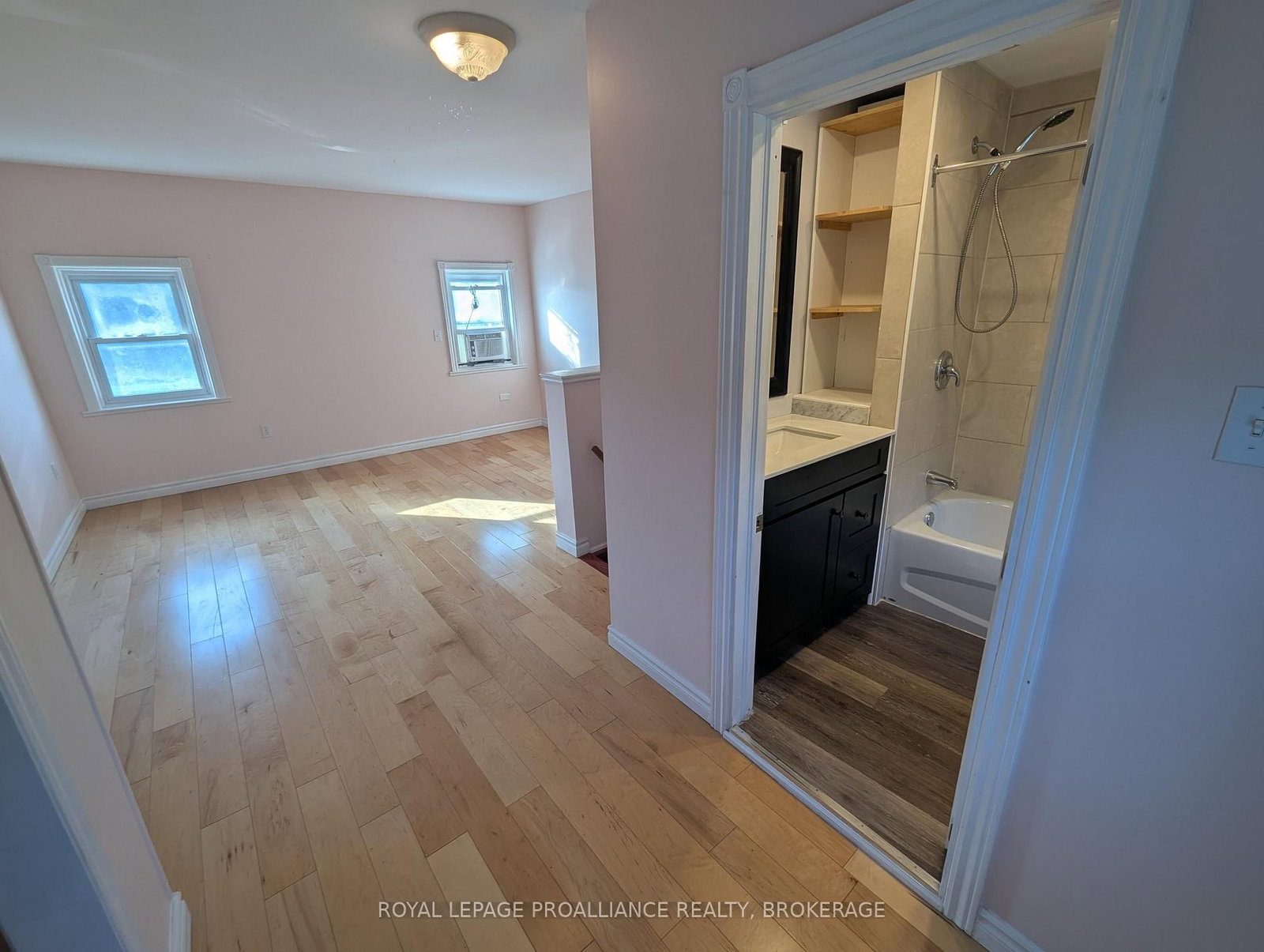 1105 Montreal Street • Kingston, ON photo 12