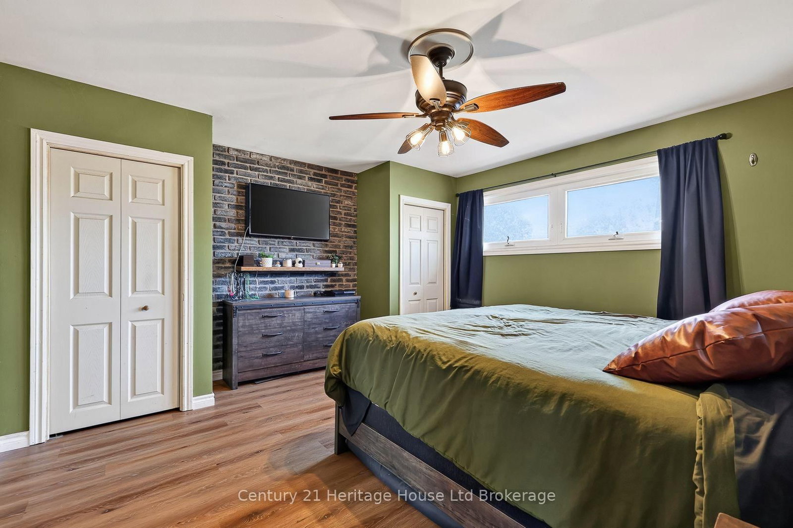 1037 Warwick Street • Woodstock, ON photo 19
