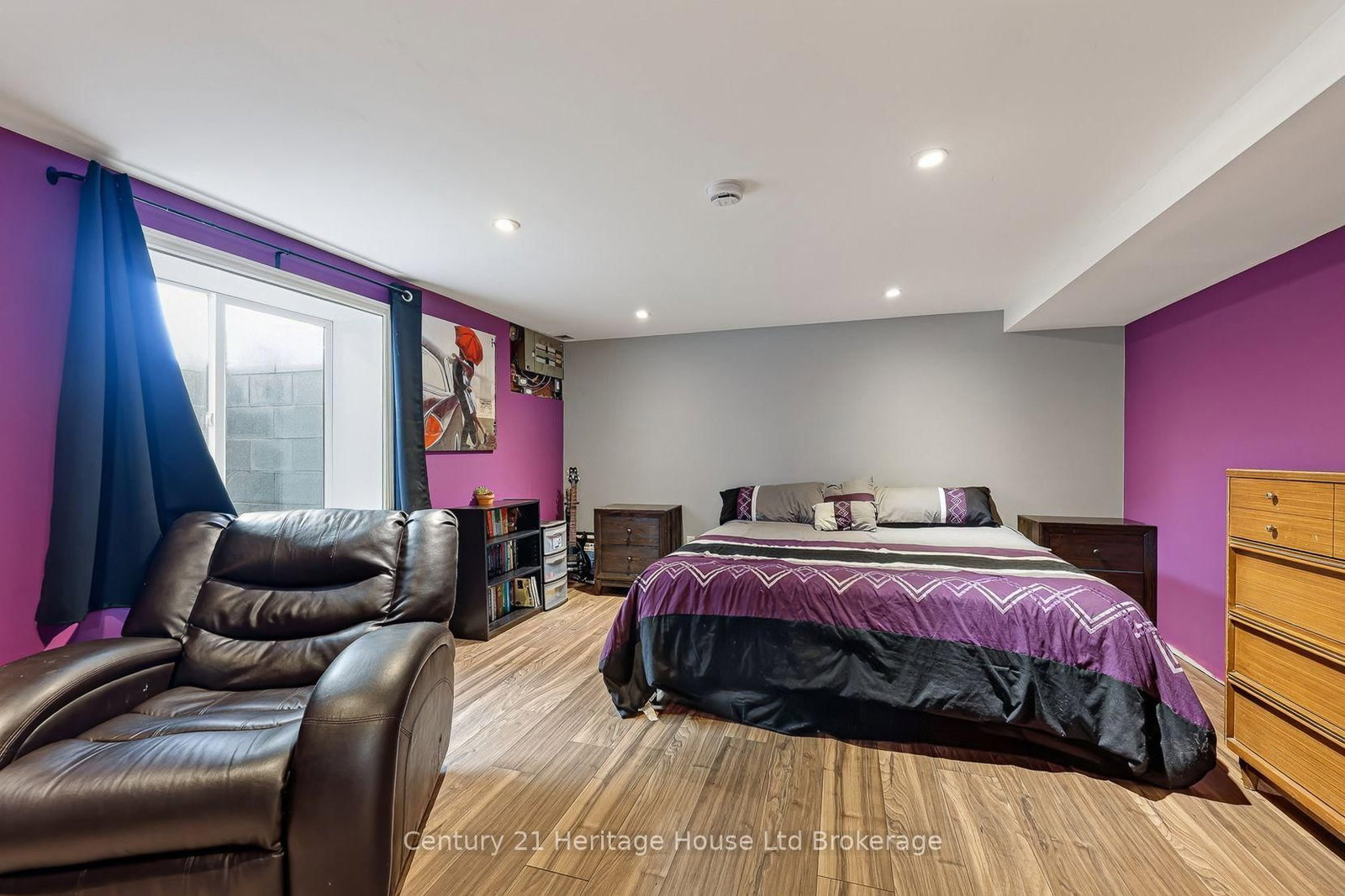 1037 Warwick Street • Woodstock, ON photo 23