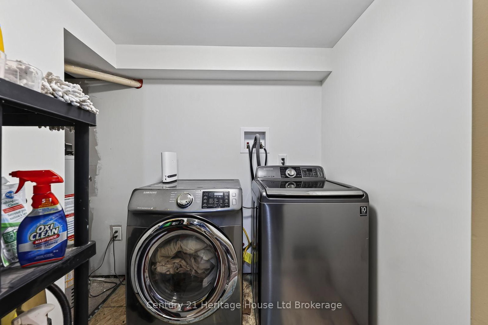 1037 Warwick Street • Woodstock, ON photo 26