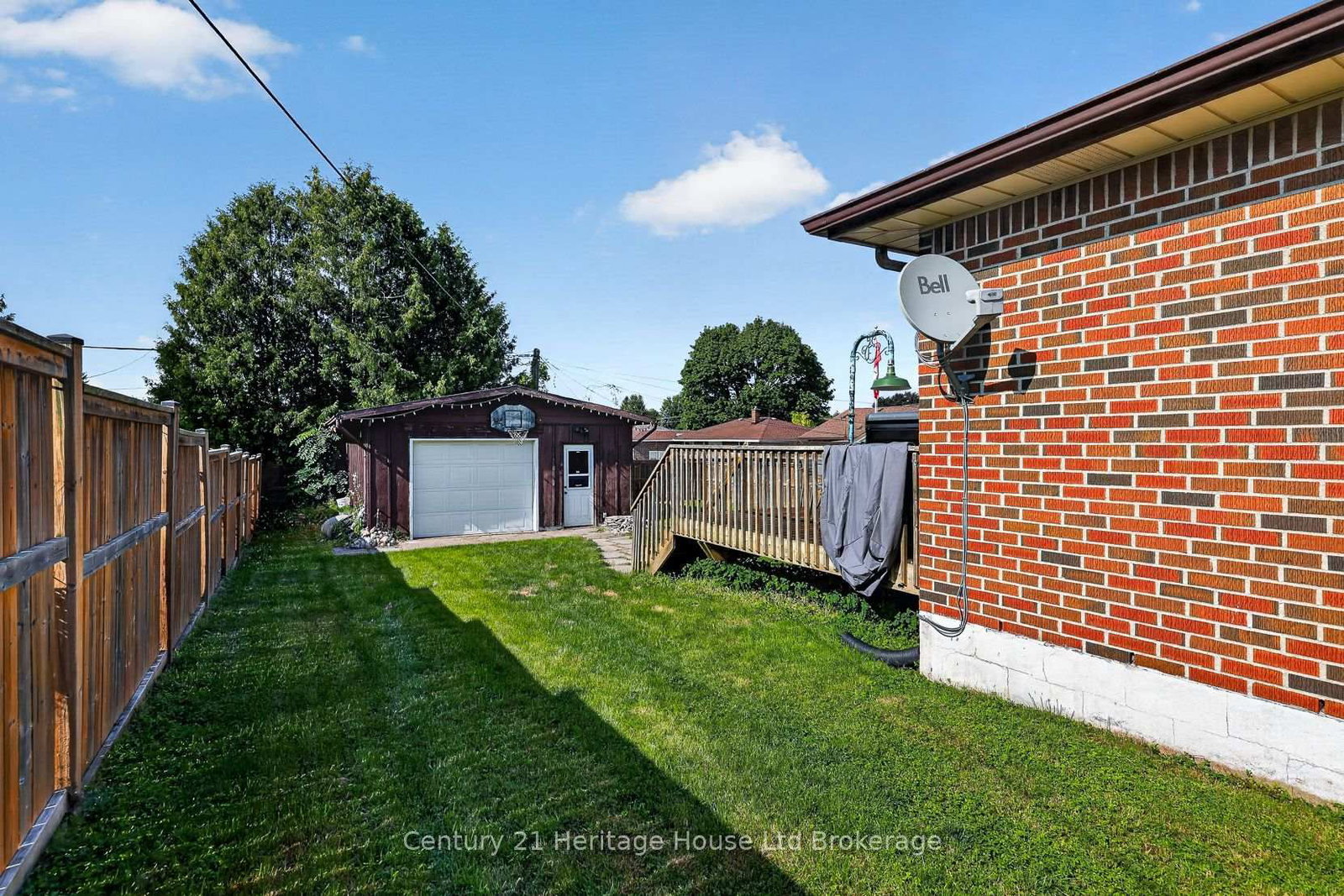 1037 Warwick Street • Woodstock, ON photo 33
