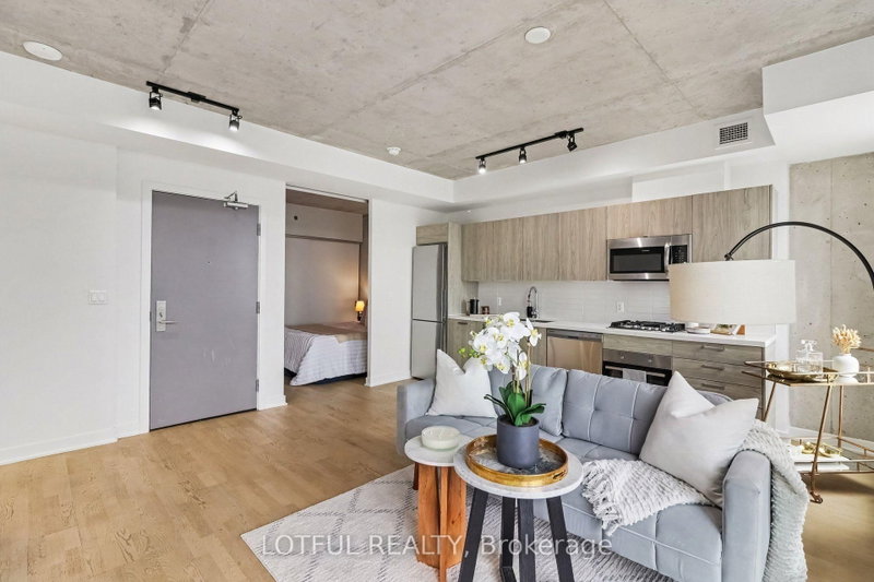 1309 - 203 Catherine Street