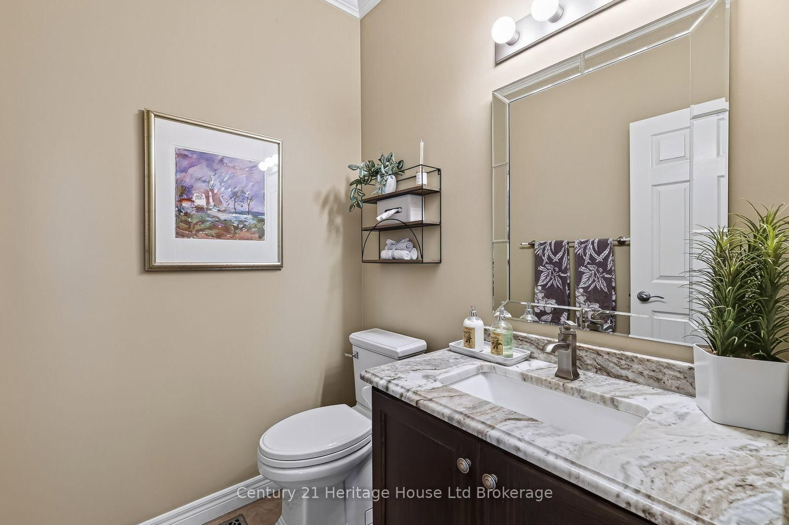 209 Munnoch Boulevard • Woodstock, ON photo 19
