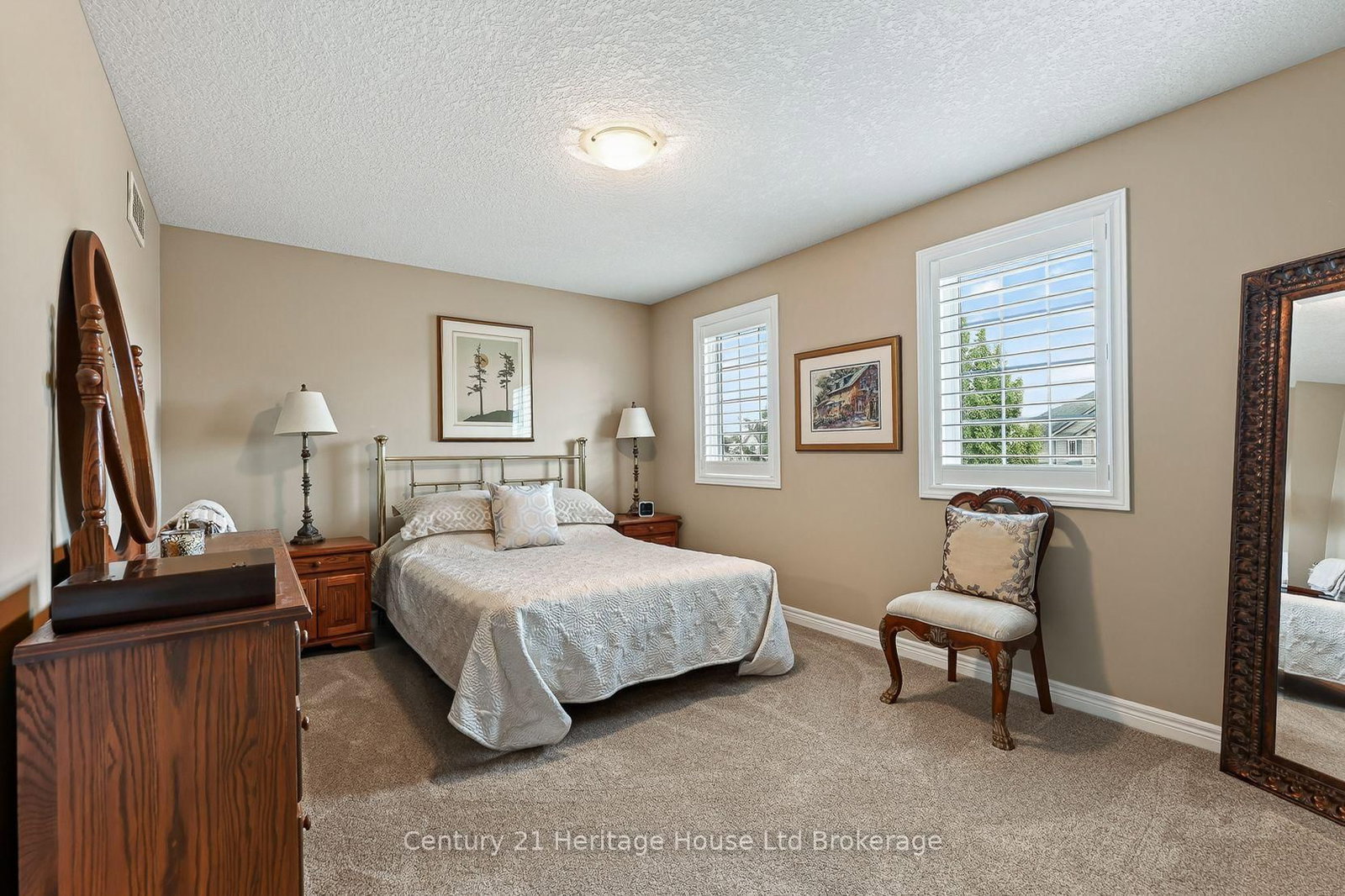 209 Munnoch Boulevard • Woodstock, ON photo 26