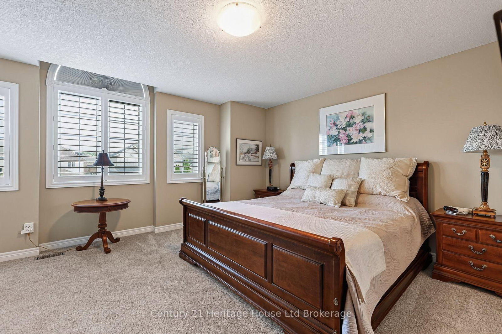 209 Munnoch Boulevard • Woodstock, ON photo 27