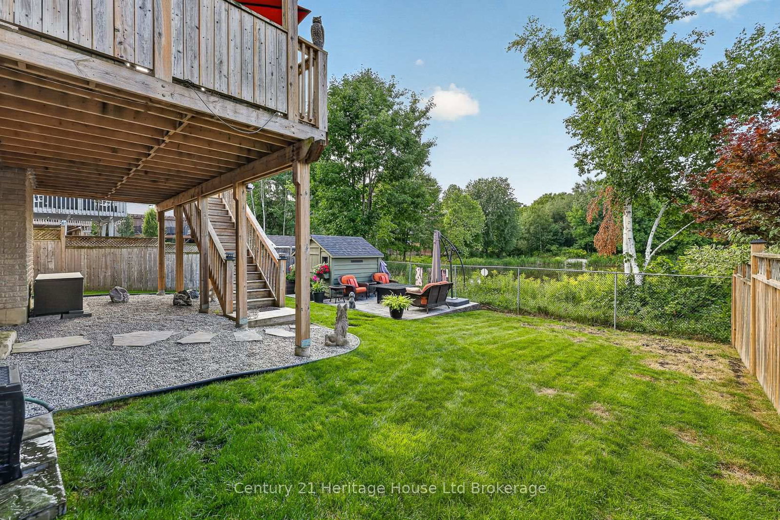 209 Munnoch Boulevard • Woodstock, ON photo 40