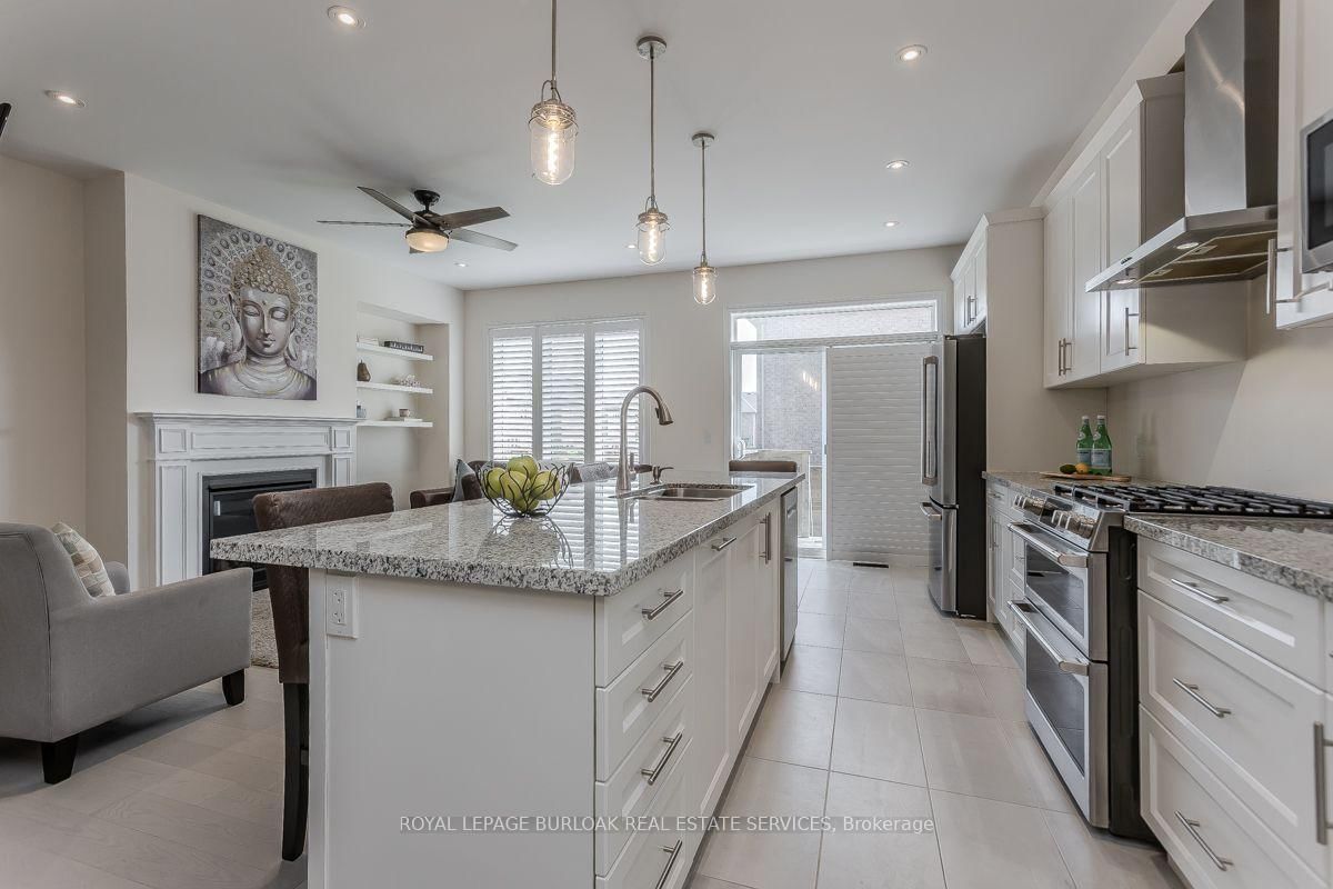 11 Cooley Grove • Hamilton, ON photo 18