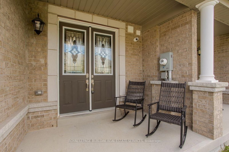 11 Cooley Grove