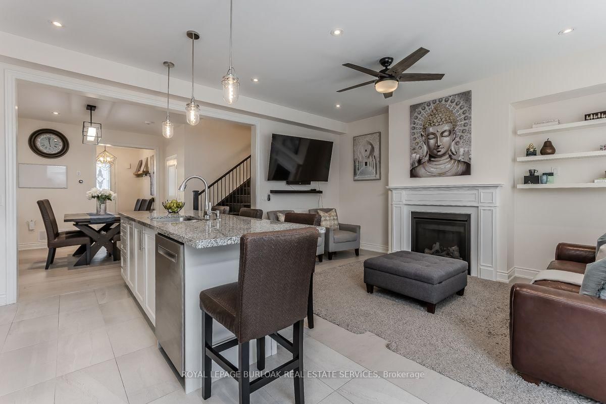 11 Cooley Grove • Hamilton, ON photo 22
