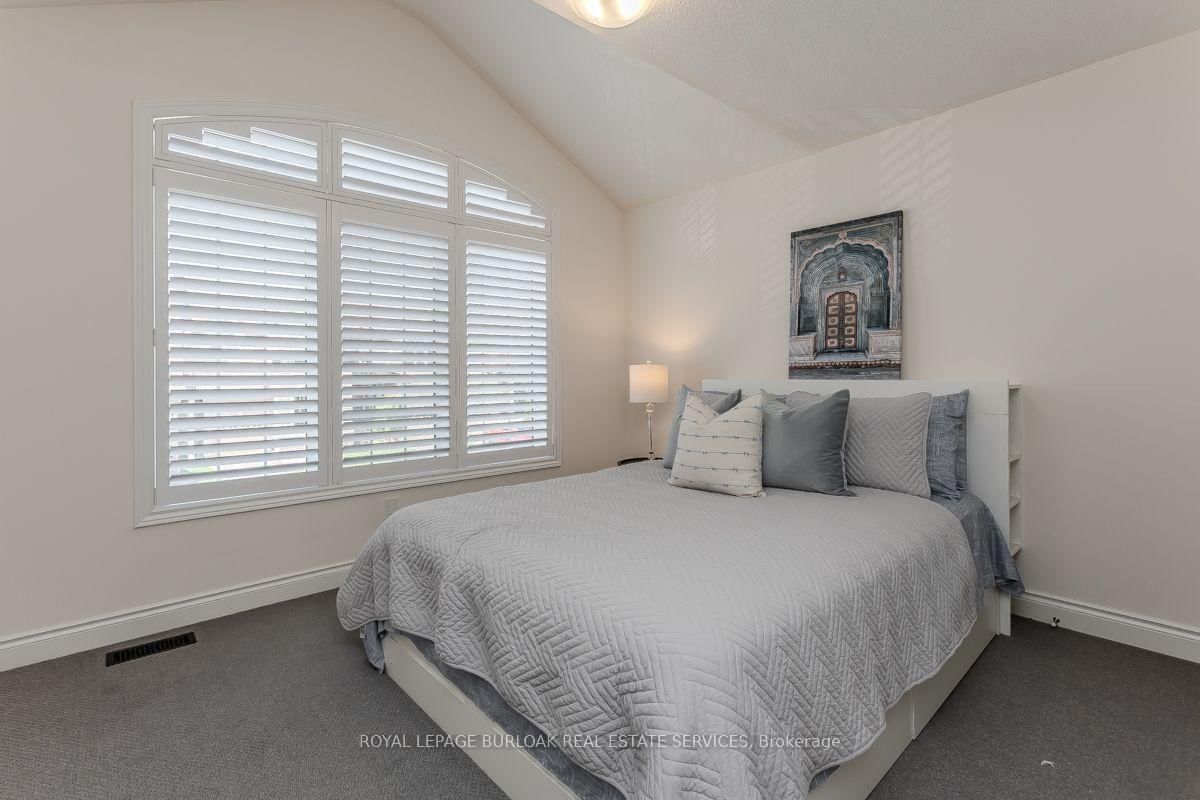 11 Cooley Grove • Hamilton, ON photo 39