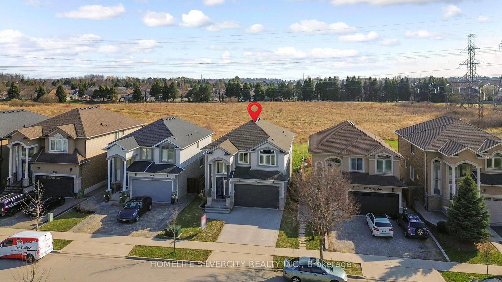 153 Medici Lane • Hamilton, ON photo 2